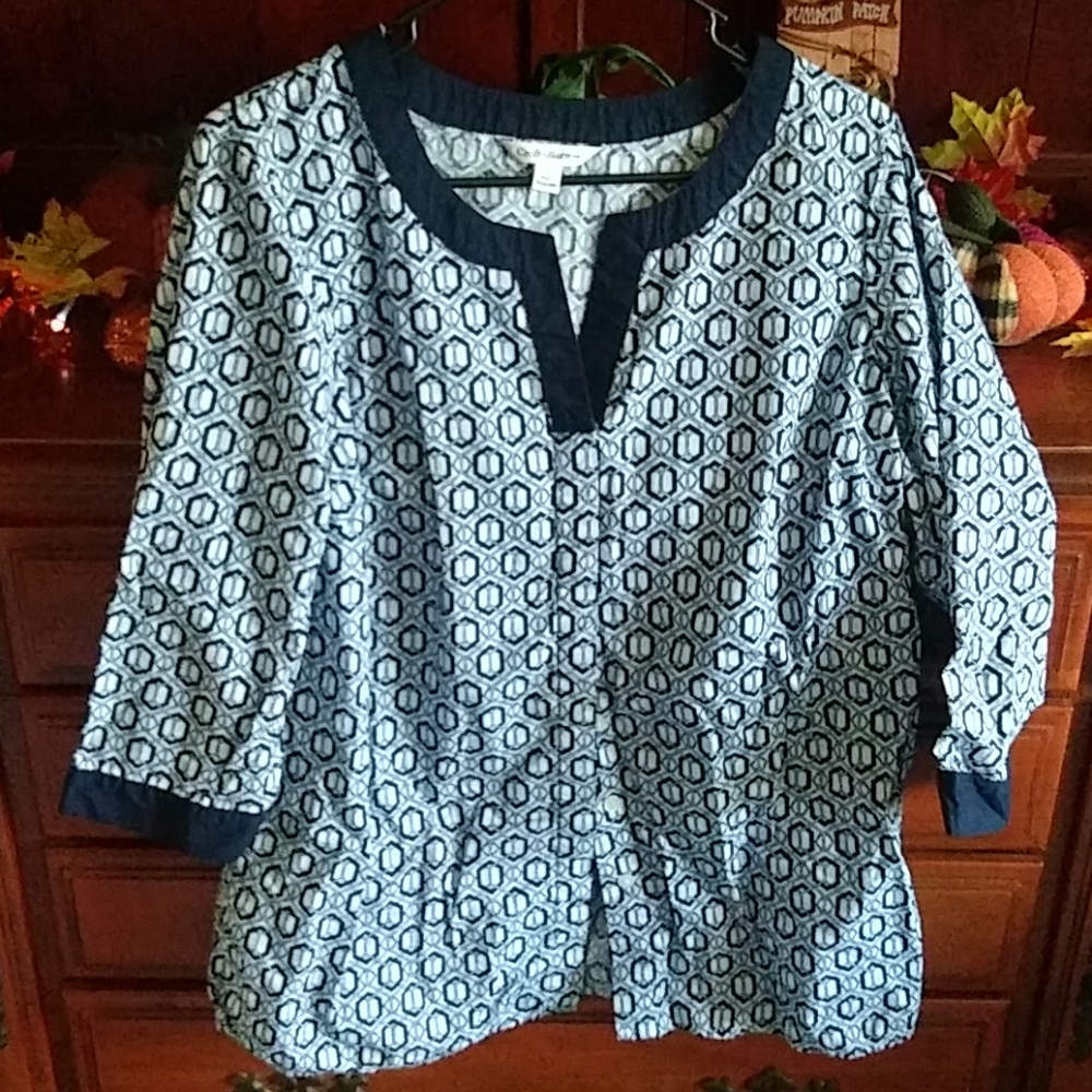 Croft&Barrow button down blouse Size large